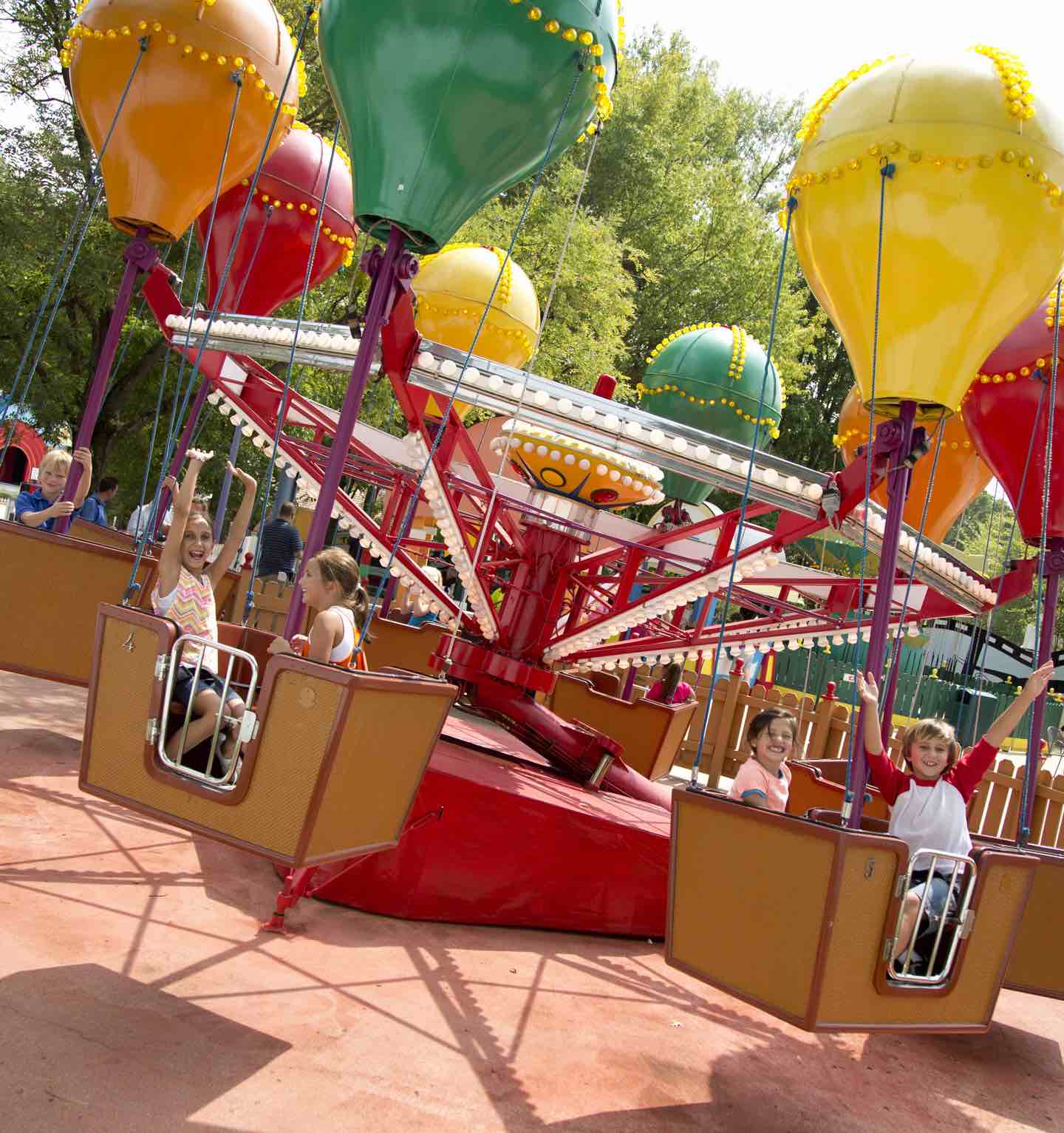 6 Flags Maryland Hours